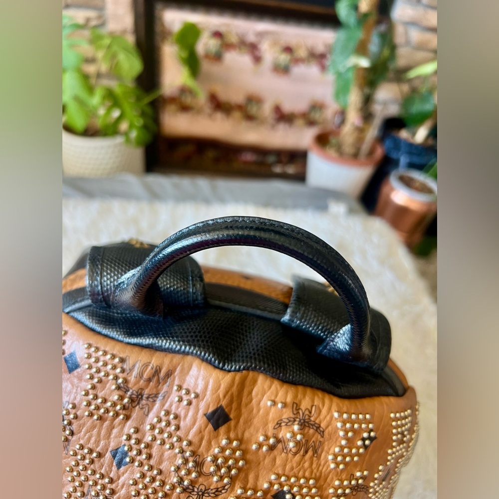 MCM COGNAC VISETOS COATED CANVAS DIAMOND STARK BACKPACK XL - Picture 6 of 14